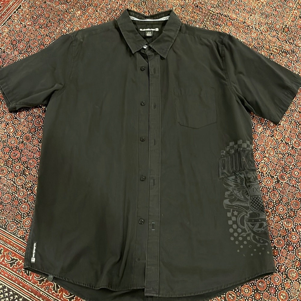 Quicksilver casual short sleeve button down L